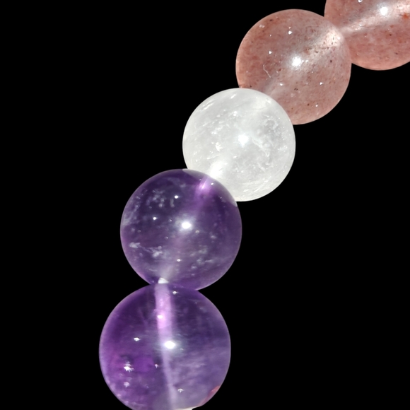 Amethyst, Strawberry Quartz, White Quartz Bracelet Natural Stones 8mm Stretches - Picture 6 of 7